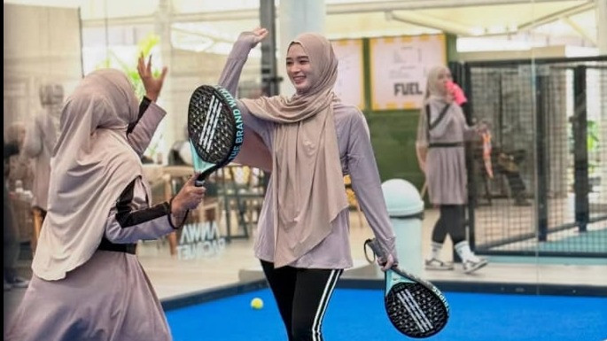 Inara Rusli main Padel