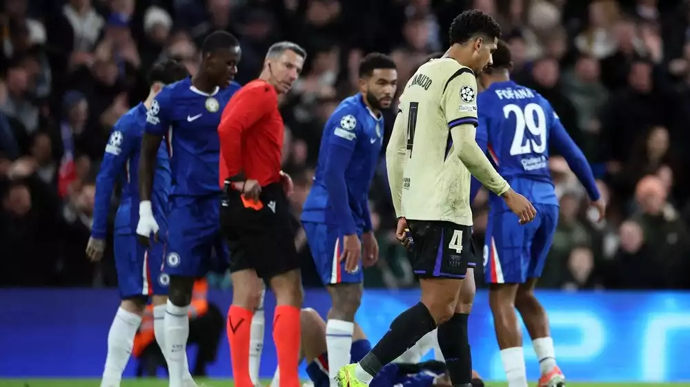 Ronald Araujo dikartu merah pada laga Chelsea vs Barcelona