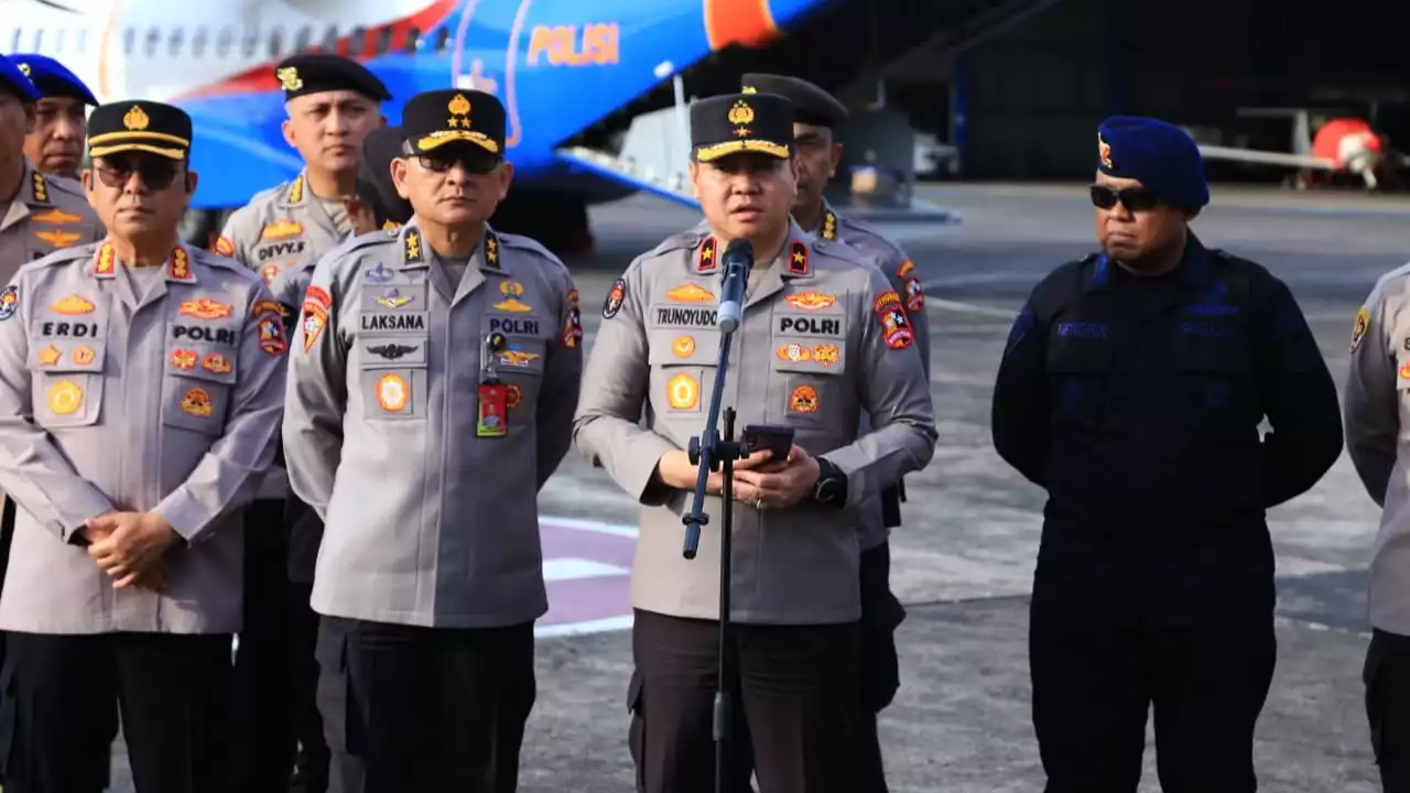 Polri menegaskan kesiapannya dalam upaya penanggulangan bencana yang melanda sejumlah wilayah di Aceh, Sumatera Barat, dan Sumatera Utara.