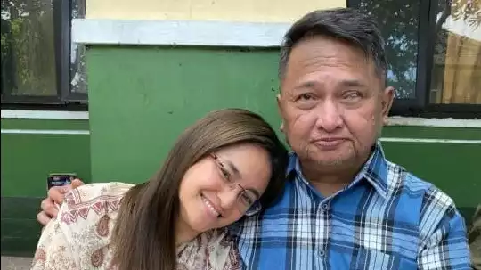 Ayah Marshanda meninggal dunia