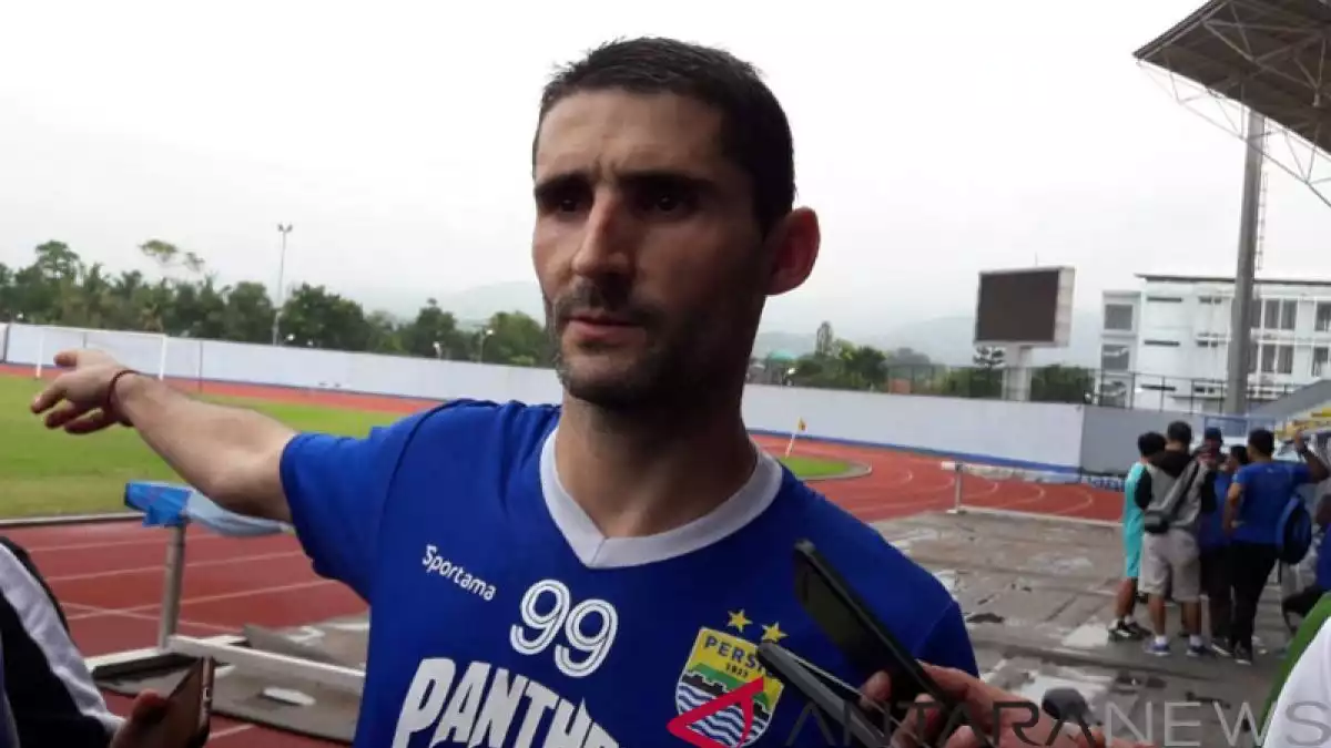 Eks playmaker Persib Bandung Srdjan Lopicic