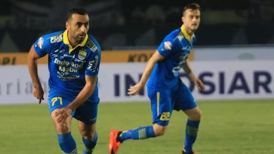 Striker Timnas Turkmenistan yang pernah main di Persib Bandung Artur Gevorkyan