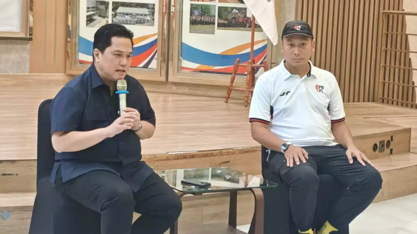 Menteri Pemuda dan Olahraga Erick Thohir dan Ketua Umum PBPI, Galih Dimuntur Kartasasmita