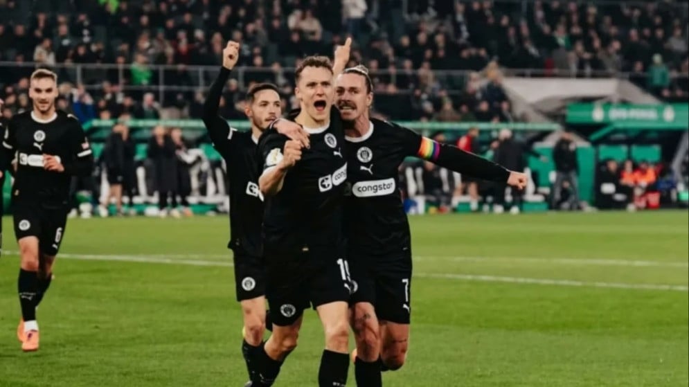 Bikin John Herdman Pusing, Kevin Diks Bawa Kabar Buruk Jelang Timnas Indonesia Tampil di FIFA Series 2026
            - galeri foto