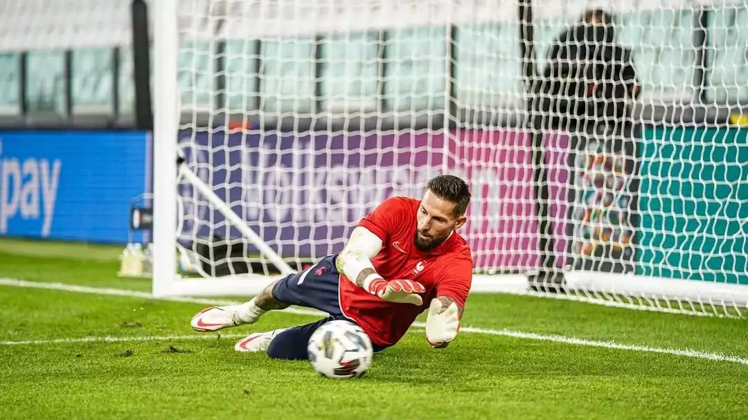 Benoit Costil di Timnas Prancis