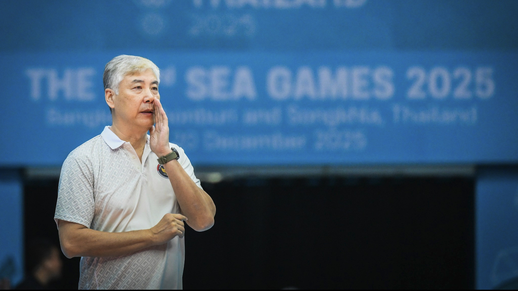 PBVSI Sudah Temukan Pengganti Jeff Jiang Jie? Pelatih asal Brasil Ini Digadang-gadang Bakal Tangani Timnas Voli Indonesia
            - galeri foto