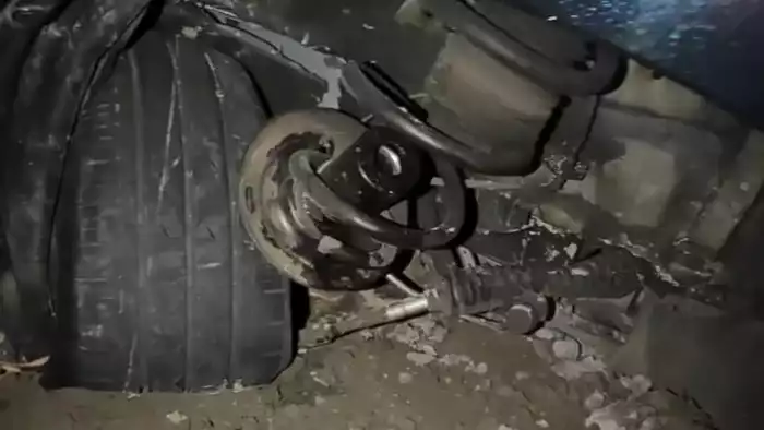 Potret ban mobil ditumpangi kru NDX AKA ringsek