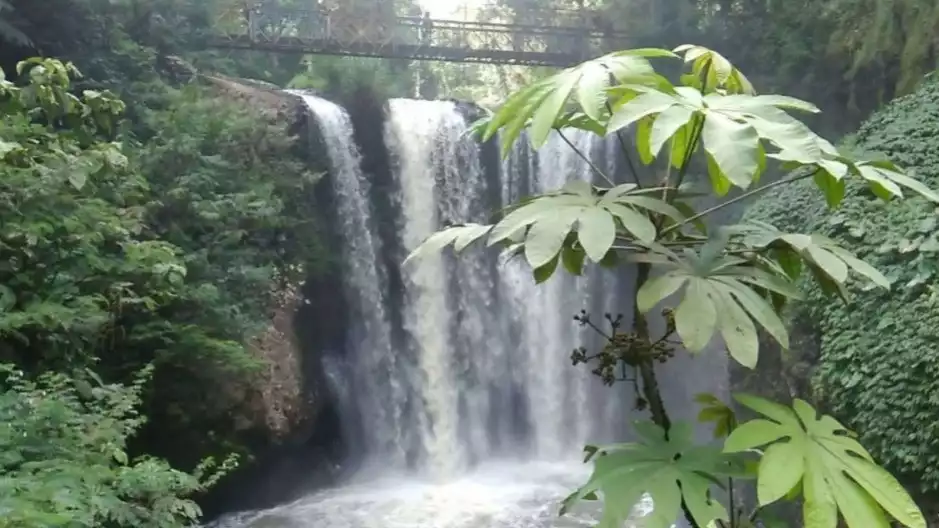 Curug Maribaya di kawasan Lembang, Bandung Barat