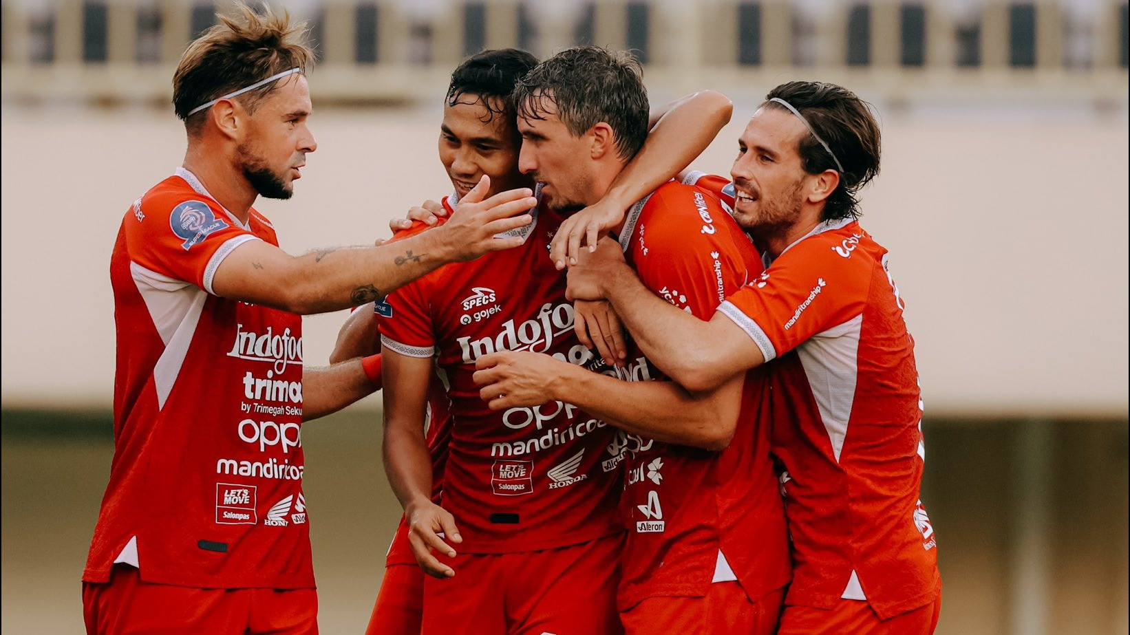 Head to Head Bali United vs Persija Jakarta: Catatan Hitam 12 Kekalahan Hantui Macan Kemayoran
            - galeri foto