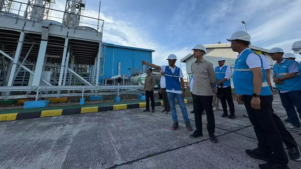 PT PLN (Persero) kembali mempertegas komitmennya dalam menjaga keandalan pasokan listrik nasional, termasuk di wilayah kepulauan seperti Nias.