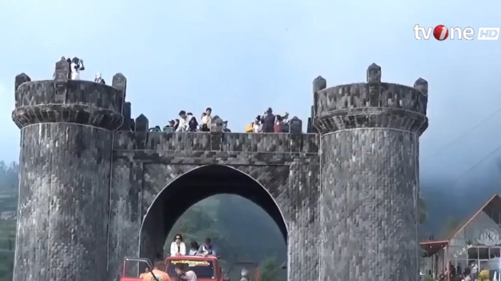 Tempat wisata Negeri Kahyangan di Magelang, Jawa Tengah tawarkan keindahan pemandangan lima gunung