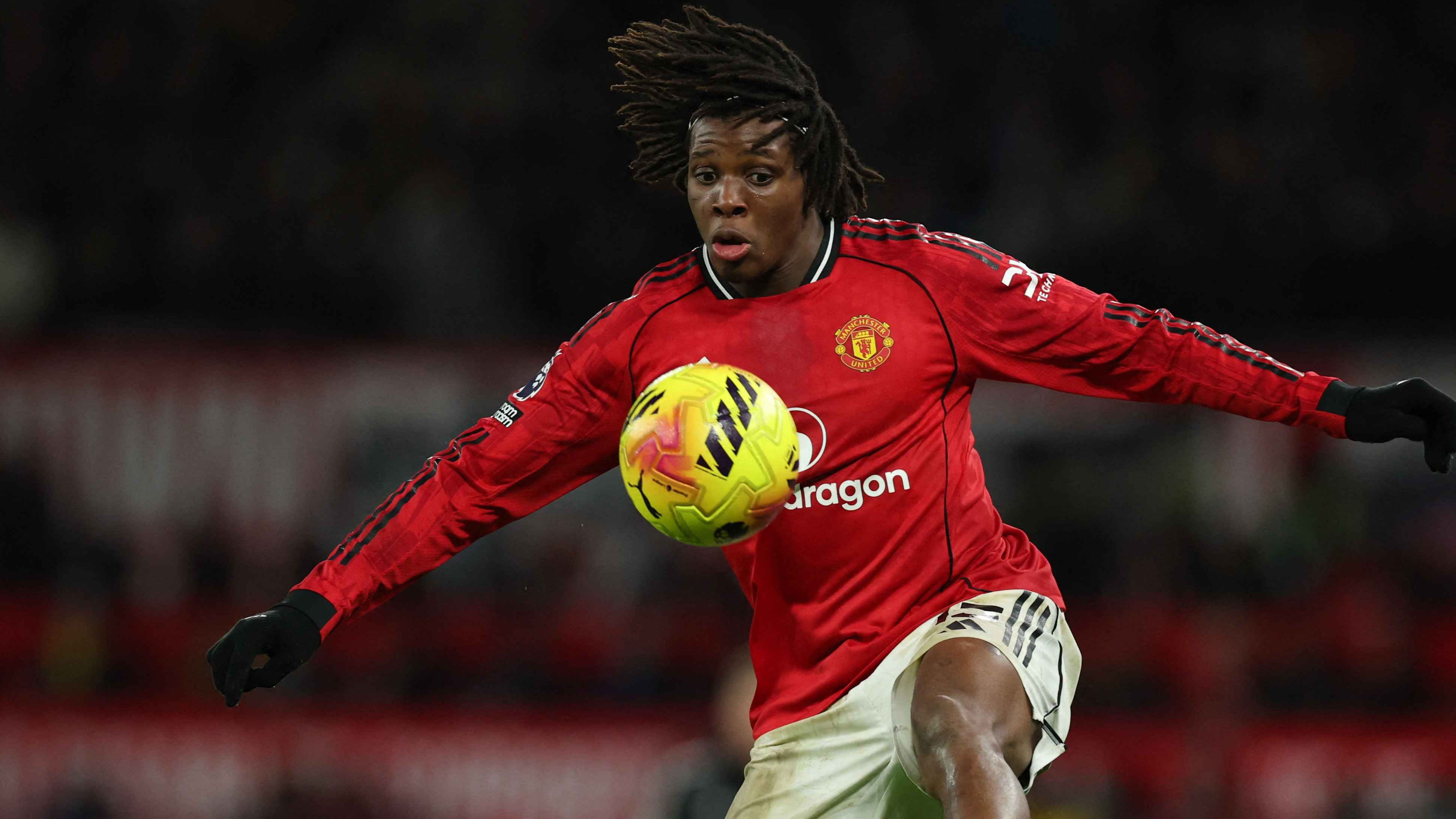 Harga Mahal Kemenangan Manchester United atas Arsenal, Michael Carrick Ungkap Kondisi Patrick Dorgu
            - galeri foto