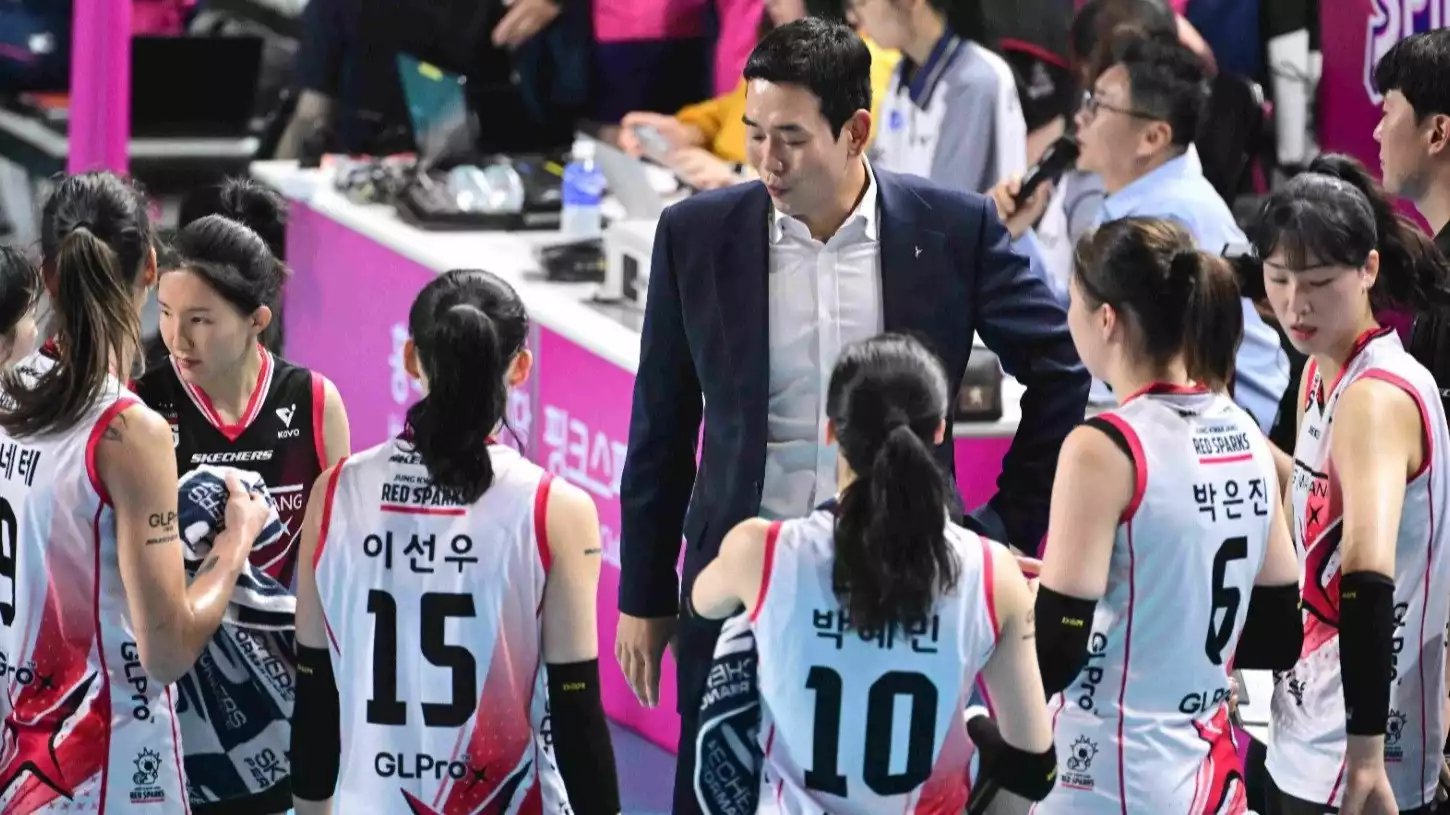 Pelatih Red Sparks, Ko Hee-jin
