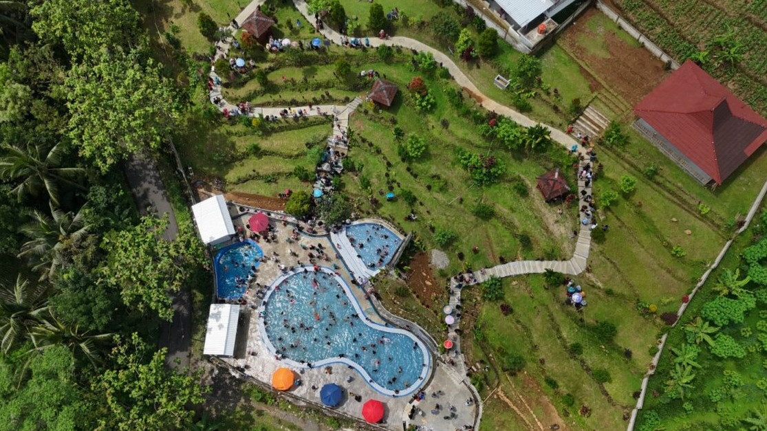 Potret udara objek Wisata Taman Cempulutan di Desa Kramat, Kabupaten Purbalingga