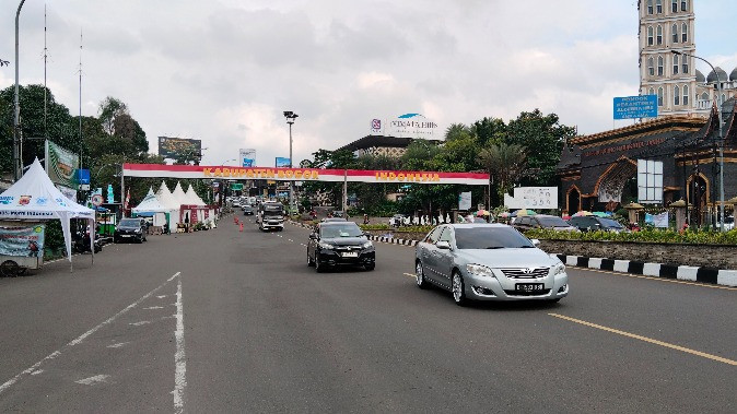 Kondisi Arus Lalu Lintas di Jalan Raya Puncak