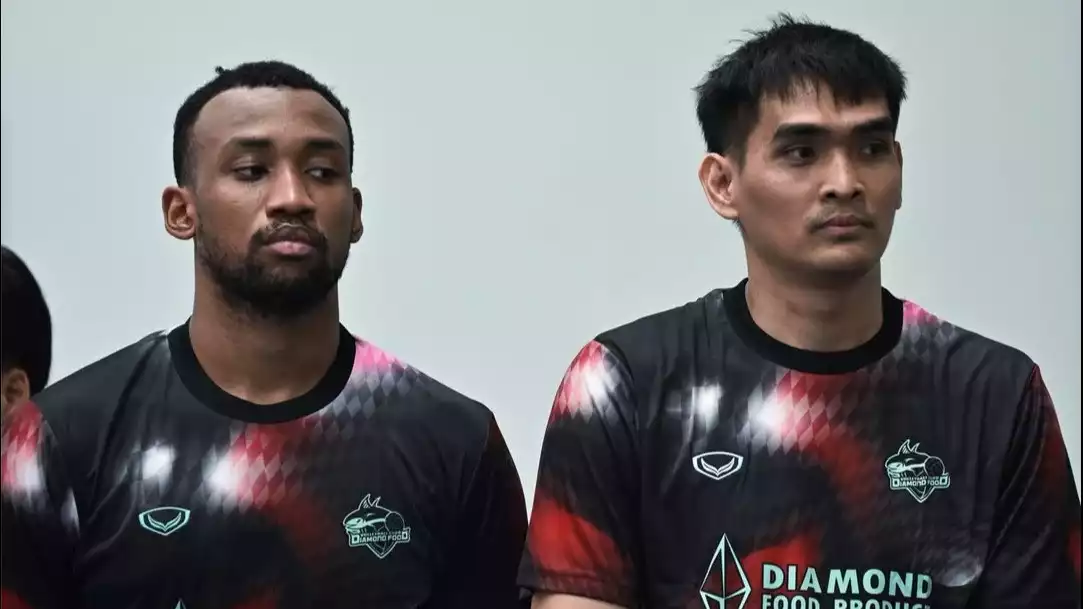 Rivan Nurmulki dan Napadet Bhinijdee di Diamond Food VC