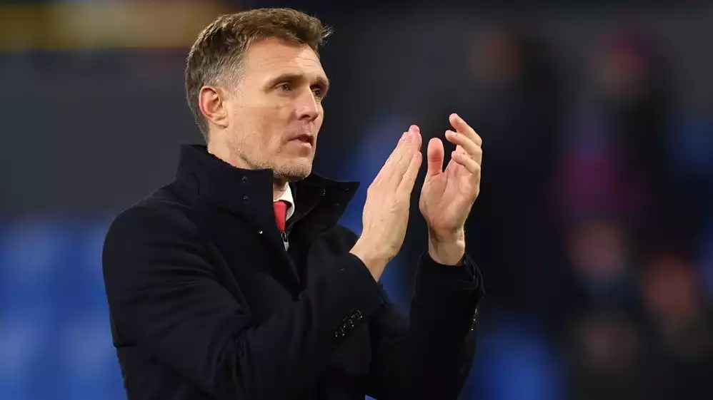 Darren Fletcher tangani Manchester United untuk sementara