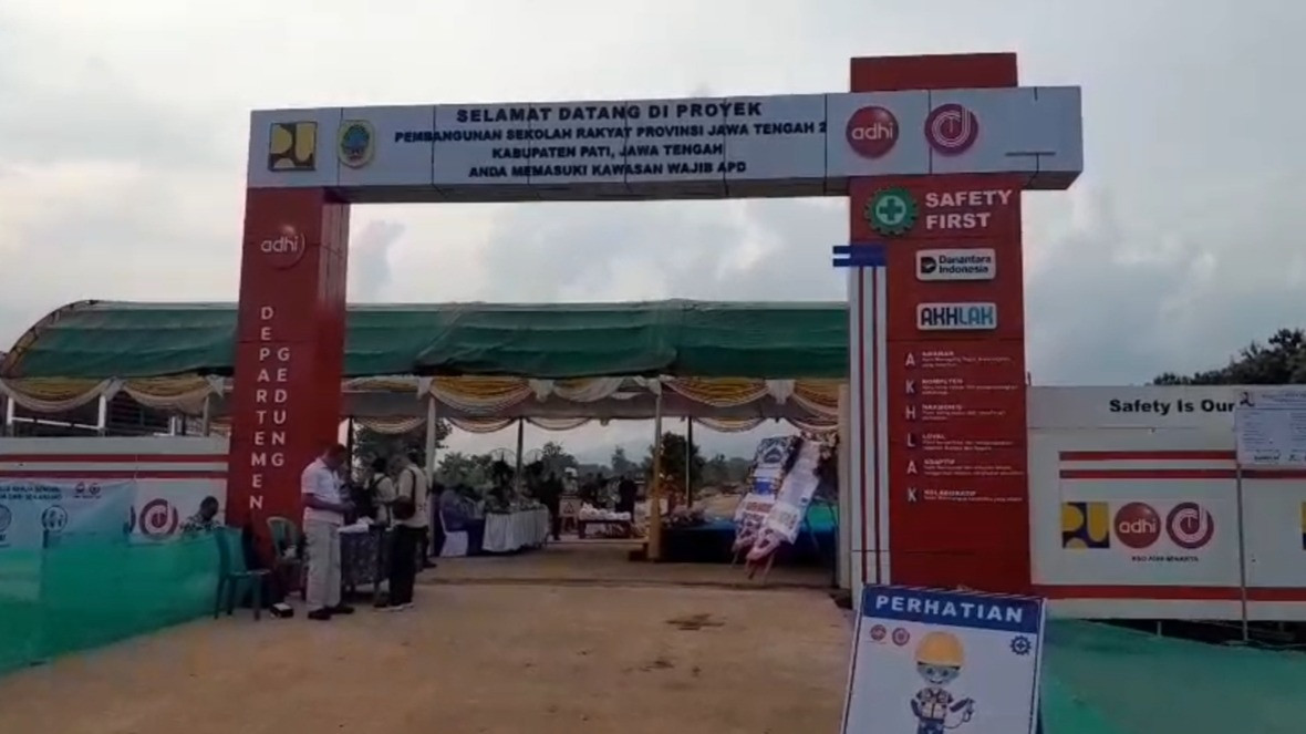 Groundbreaking pembangunan Sekolah Rakyat Kabupaten Pati, Kamis (8/1/2026)