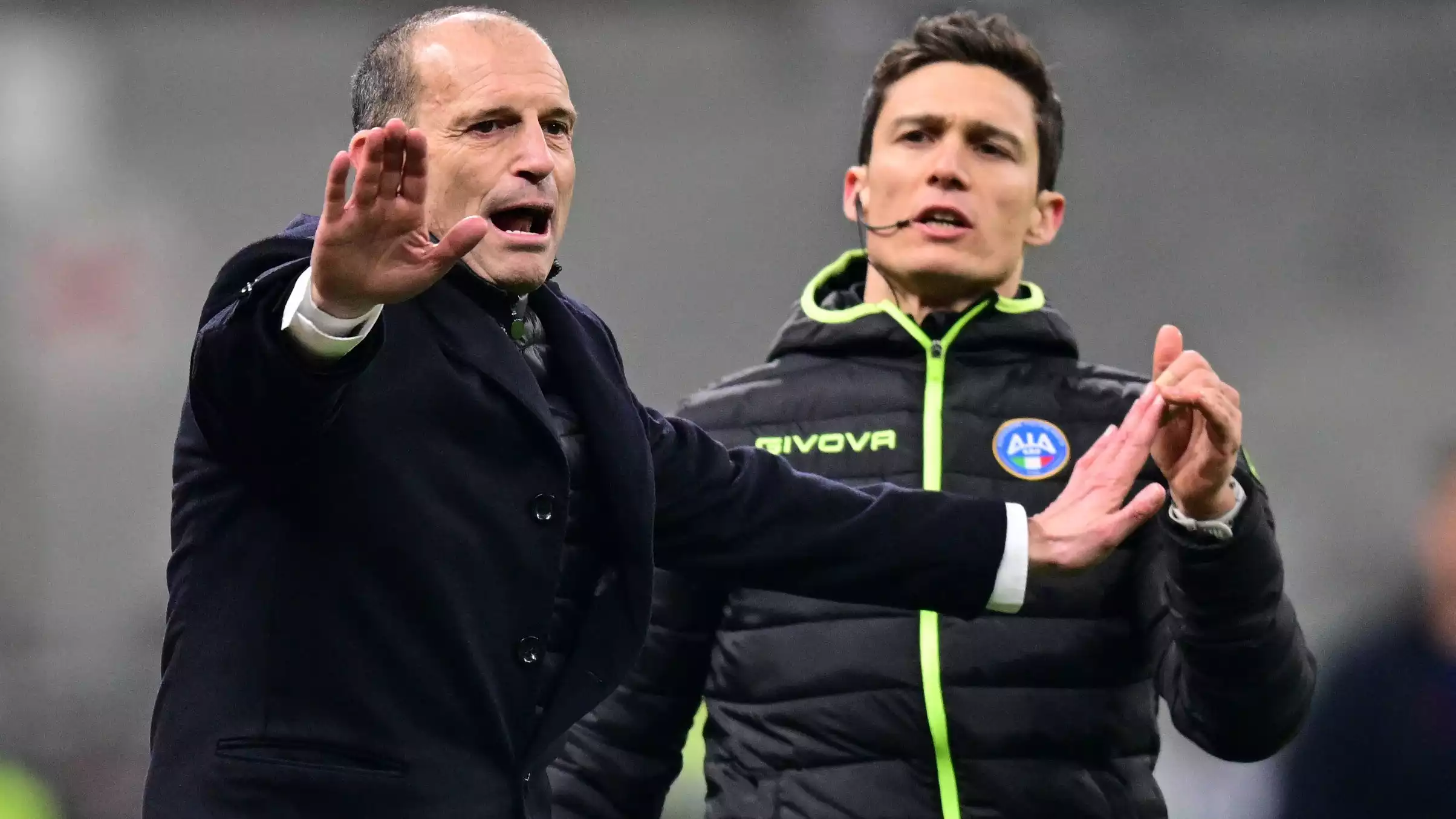 Pelatih AC Milan, Massimiliano Allegri saat Menghadapi Genoa di Liga Italia