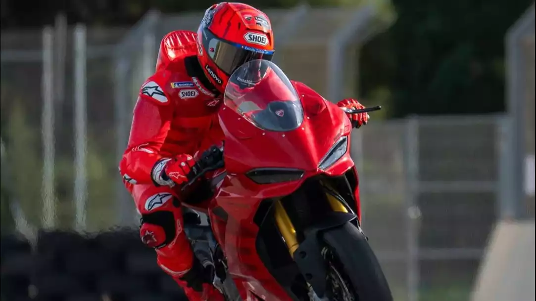 Momen Marc Marquez kembali ke lintasan balap usai pulih dari cedera