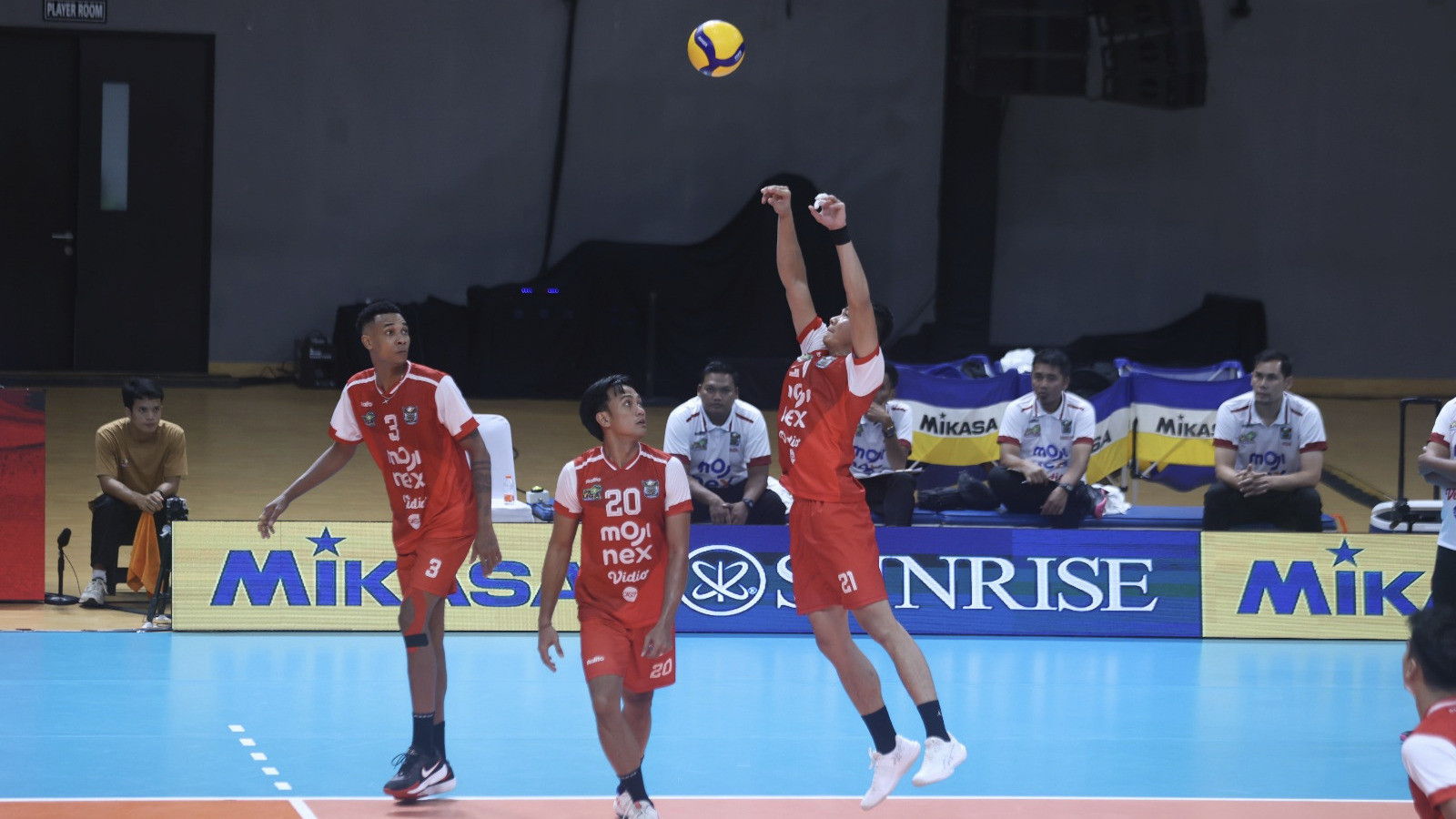 Hasil Proliga 2026, Putra: Jakarta Garuda Jaya Bikin Sejarah! Raih Kemenangan Pertama Usai Taklukan Tuan Rumah
            - galeri foto