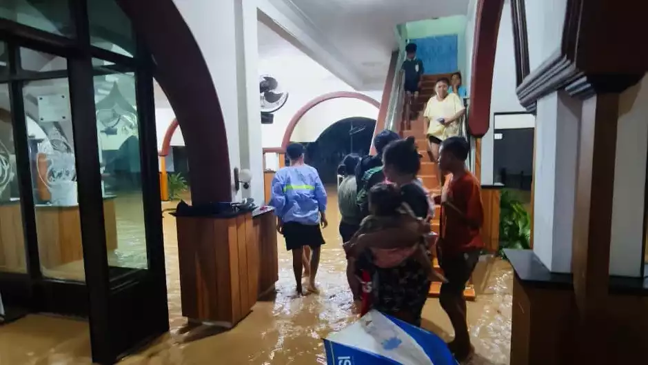 Banjir melanda Desa Sambiroto, Tayu, Pati, Jawa Tengah, Jumat (9/1/2026).