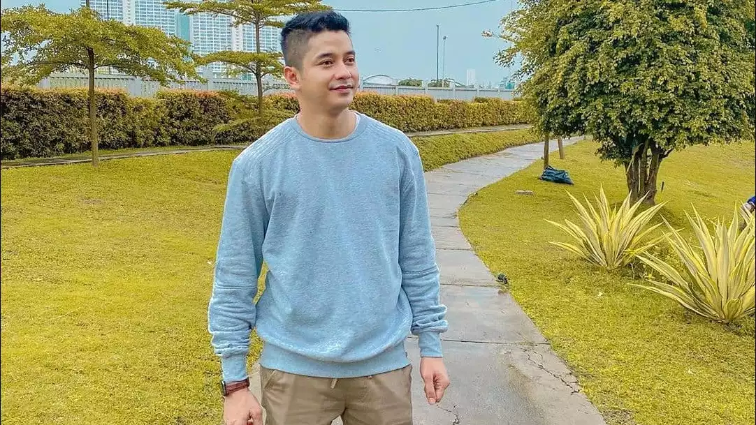 Sosok aktor Adly Fairuz digugat