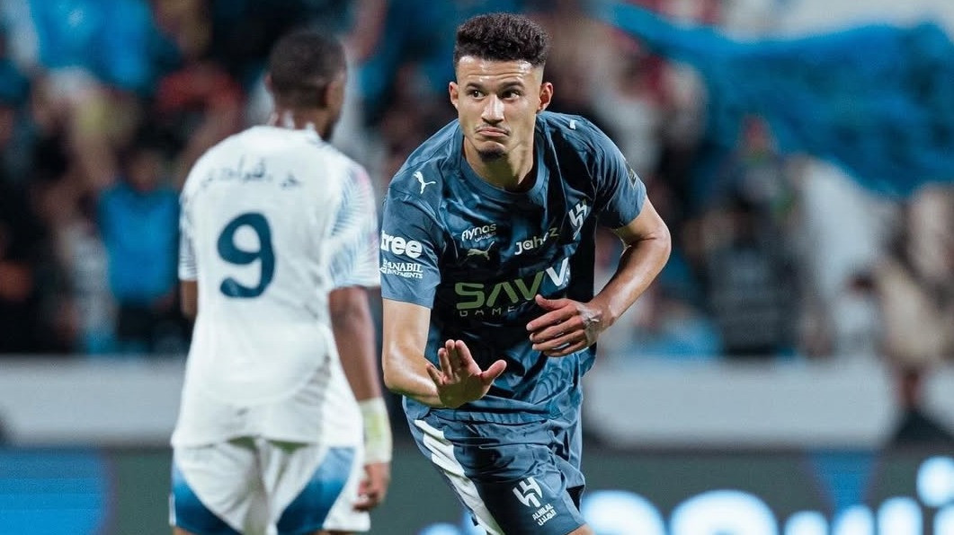 Dikontrak 4 Tahun, Berapa Gaji yang Diterima Abdullah Al Hamdan jika Fix Pindah ke Al- Nassr?
            - galeri foto