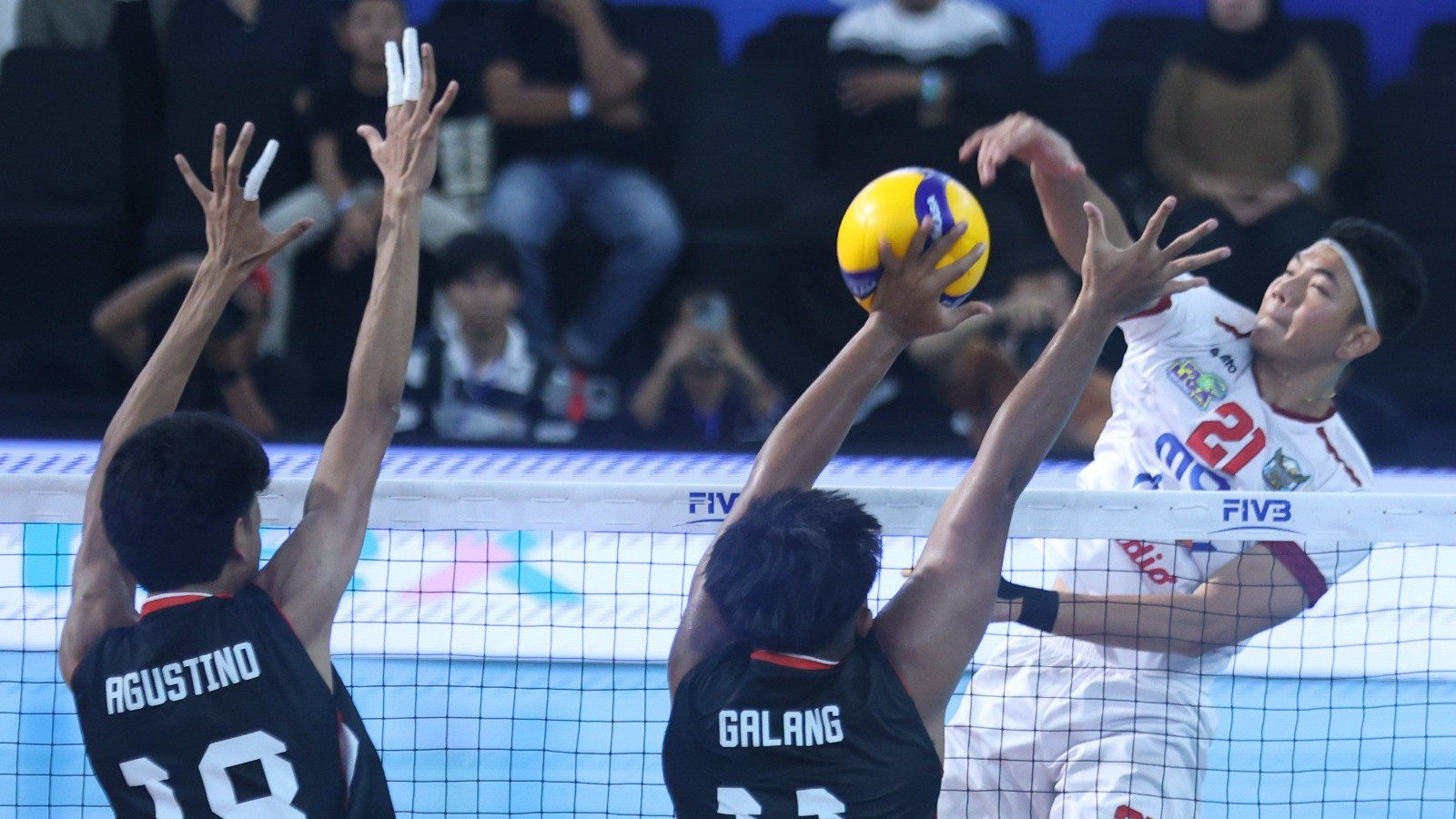 Digulung Jakarta Garuda Jaya di Depan Pendukung Sendiri, Pelatih Ungkap Biang Kerok Kekalahan Medan Falcons
            - galeri foto