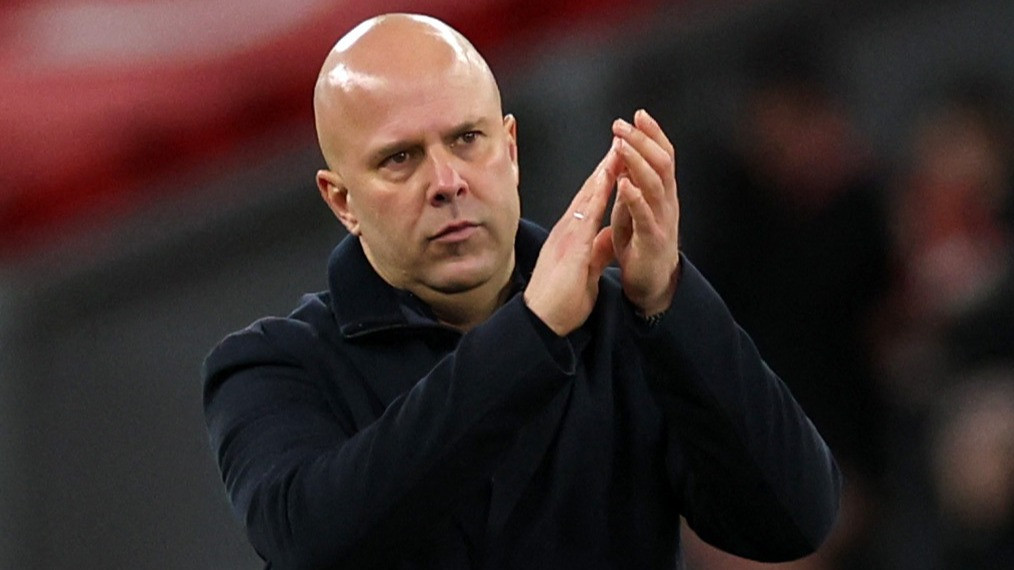 Paddy Pimblet Bicara soal Arne Slot yang Mulai Diminta Out Banyak Fans Liverpool, Petarung UFC itu Punya Penilaian Sendiri: Aku Tak Ingin Dia Dipecat
            - galeri foto