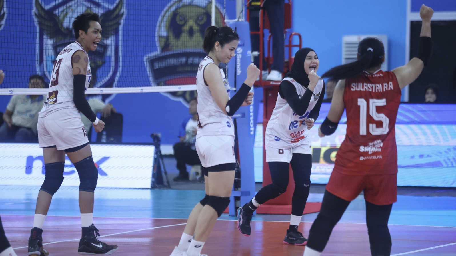 Belum Pernah Menang di Proliga 2026, Marcos Sugiyama Akui Bangga saat Anak Asuhnya Takluk Ditangan Jakarta Electric PLN
            - galeri foto