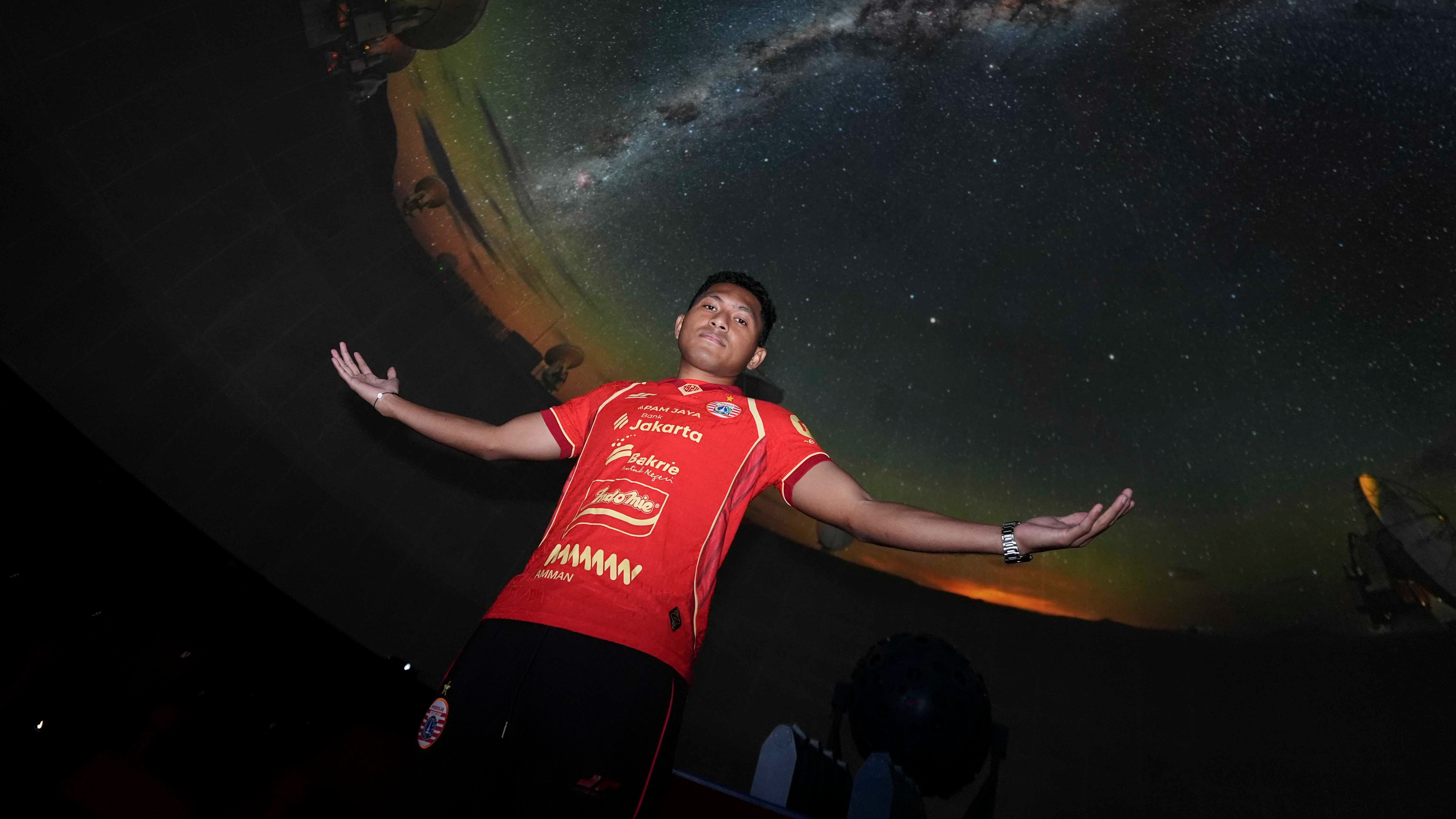 2 Pemain Baru Sudah Diamankan Persija Jakarta untuk Putaran Kedua Super League? Netizen: Wow, Wow!
            - galeri foto