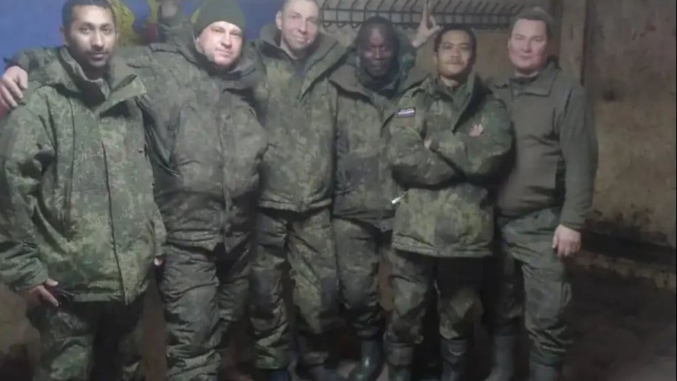 Siapa Sih Bripda Muhammad Rio? Eks Anggota Brimob Polda Aceh yang Membelot Jadi Tentara Bayaran Rusia
            - galeri foto