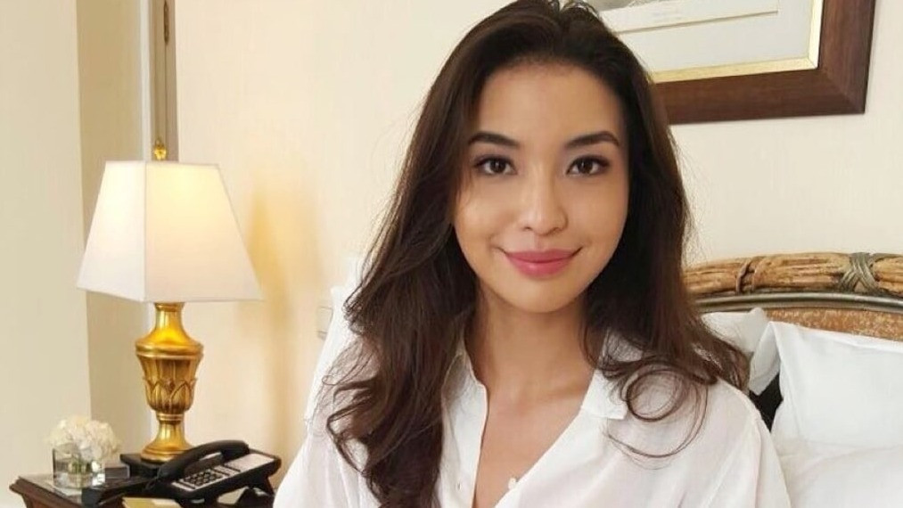 Hubungan dengan Ibunya Beda di Belakang Kamera, Manohara sudah Tak Takut Dibilang Anak Durhaka
            - galeri foto