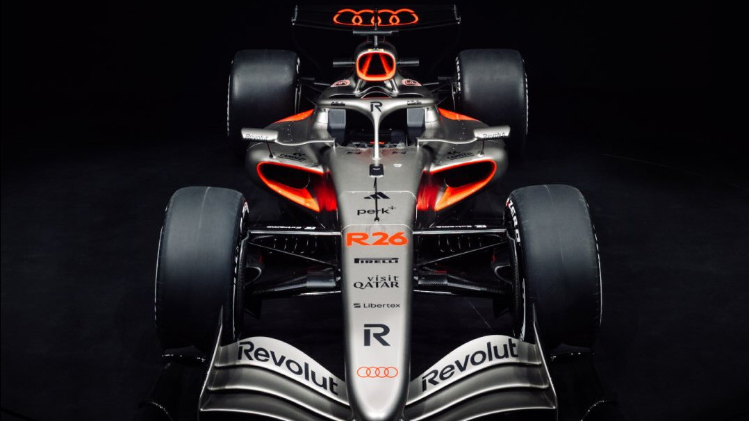 Audi Resmi Rilis Livery Bernuansa Mewah, Siap Debut di Formula 1 2026
            - galeri foto
