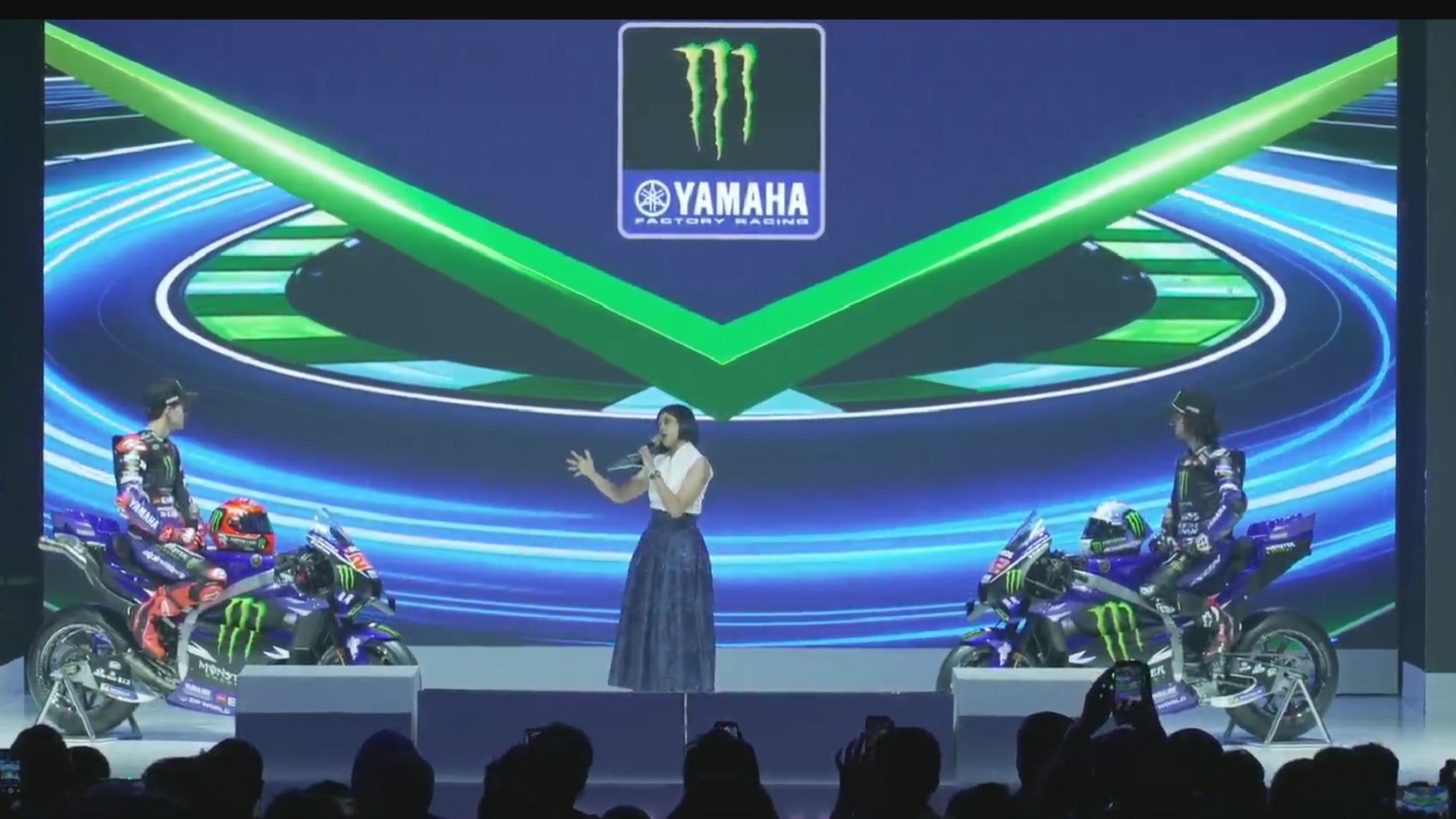 Gelar Launching Tim di Jakarta, Yamaha Pamerkan Tampilan Baru Motor YZR-M1 dengan Mesin V4 untuk MotoGP 2026
            - galeri foto