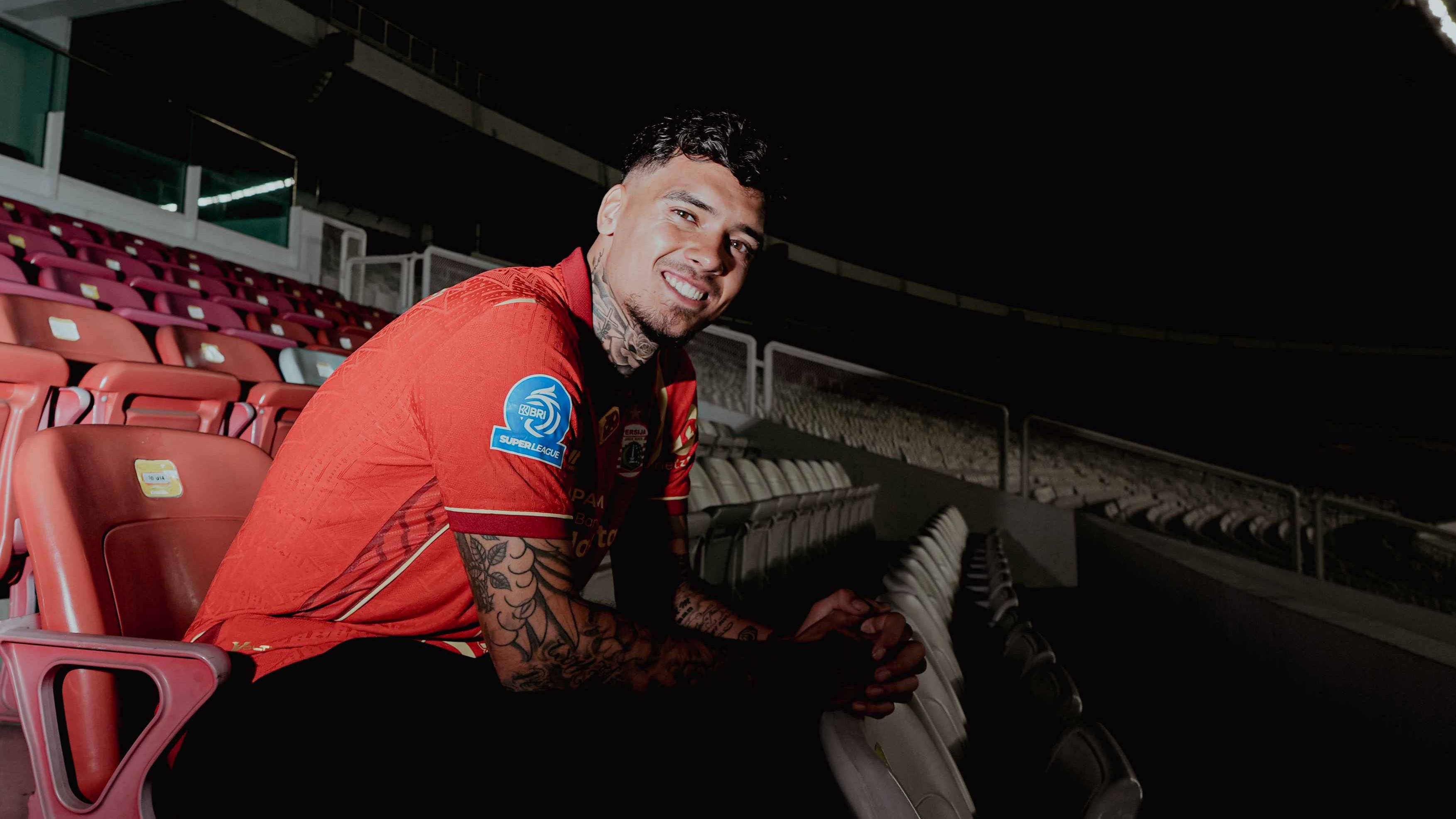 Resmi! Persija Jakarta Ikat Shayne Pattynama dengan Kontrak Panjang, Pemain Timnas Indonesia Itu Langsung Bidik Gelar Juara Super League
            - galeri foto