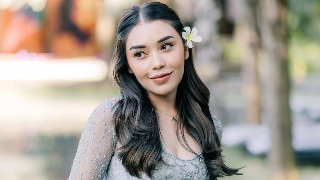 Dirumorkan karena GERD, Surat Keterangan Meninggal Dunia Lula Lahfah Viral dan Terungkap Penyebab Kematiannya
            - galeri foto