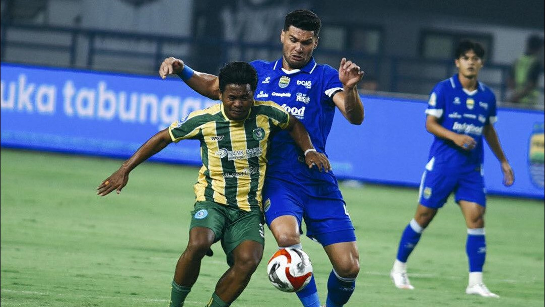 Pemain PSBS Biak Dapat Serangan Rasis dan Ancaman Serius Terhadap Anaknya usai Laga Kontra Persib Bandung
            - galeri foto