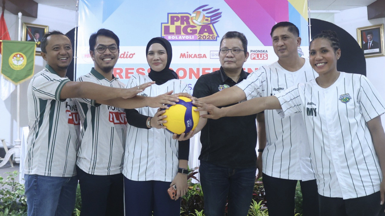 Gresik Phonska Siap Tampil Habis-habisan, Targetkan Dua Kemenangan Kandang di Proliga 2026 Seri Gresik
            - galeri foto