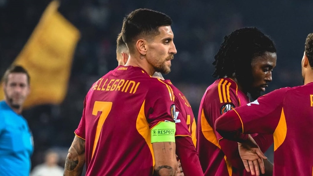 Susul Ronaldo, Lorenzo Pellegrini Tinggalkan AS Roma ke Al Nassr? Jurnalis Italia Sampai Bingung dan Bilang Gini
            - galeri foto