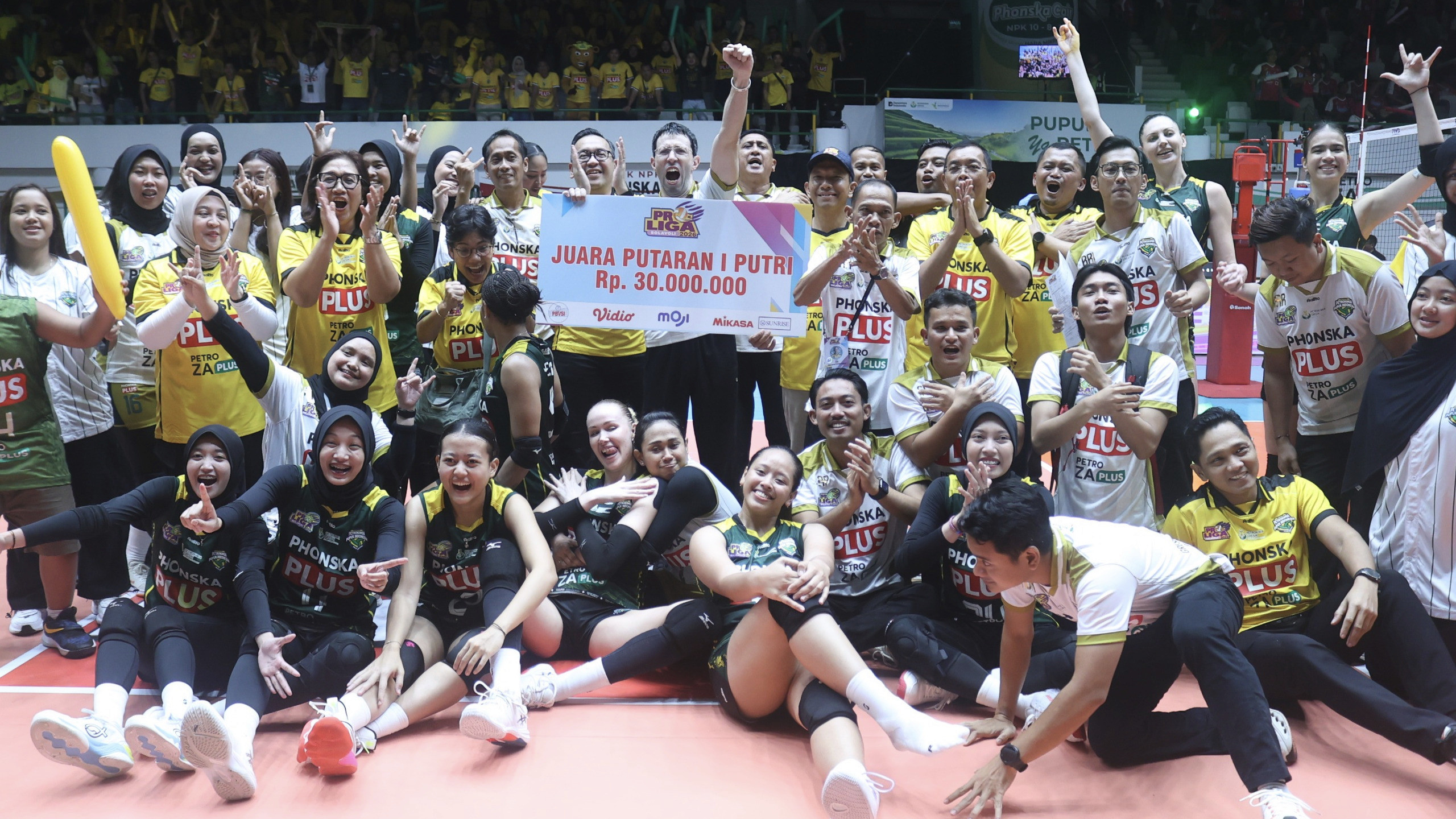 Hadiah yang Diterima LavAni dan Gresik Phonska Usai Juara Putaran Pertama Proliga 2026, Segini Nominalnya
            - galeri foto