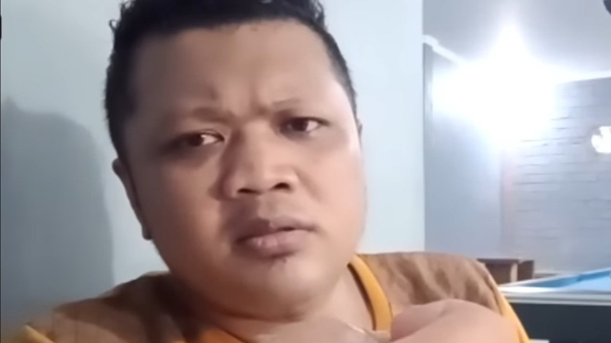 Kata Kuasa Hukum Denada soal Ressa Rizky Desak Ibu Kandung Akui secara Langsung dan Tertulis: Ini Ibunya Lho!
            - galeri foto