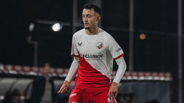 Isu Merapat ke Dewa United Menguat, Ivar Jenner Ternyata Pernah Jadi Incaran Kuat Eks Klub Jay Idzes
            - galeri foto