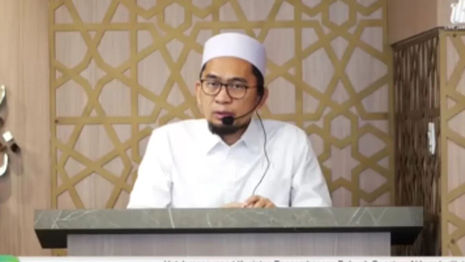 Segala Usaha Jadi Mudah karena Diberkahi Allah SWT, Ustaz Adi Hidayat Anjurkan Mengamalkan ini
            - galeri foto
