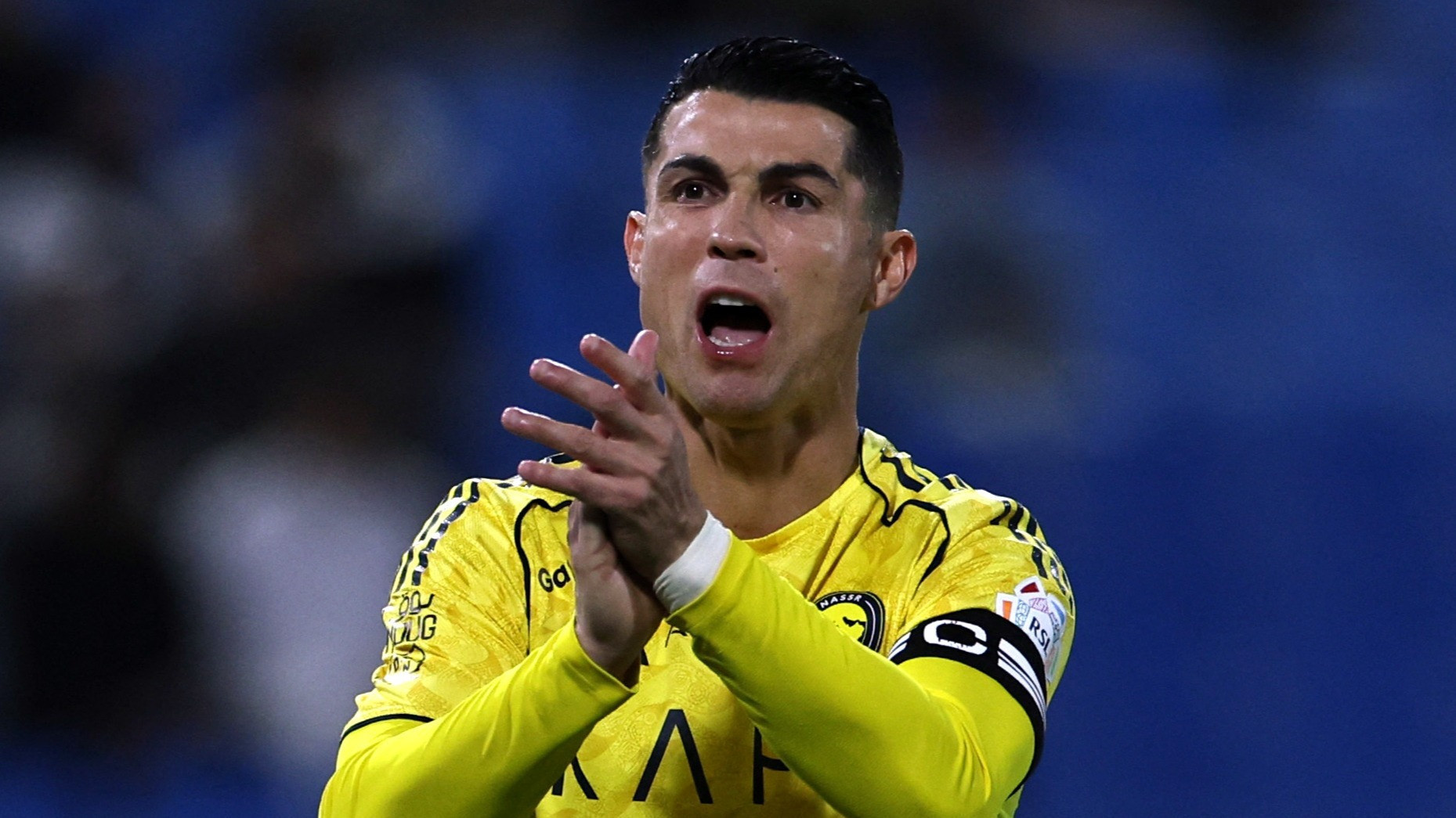 Top 3 Bola: 5 Calon Pemain Naturalisasi Timnas Indonesia, Persija Bidik Eks Rekan Messi, hingga Drama Ronaldo di Al Nassr
            - galeri foto