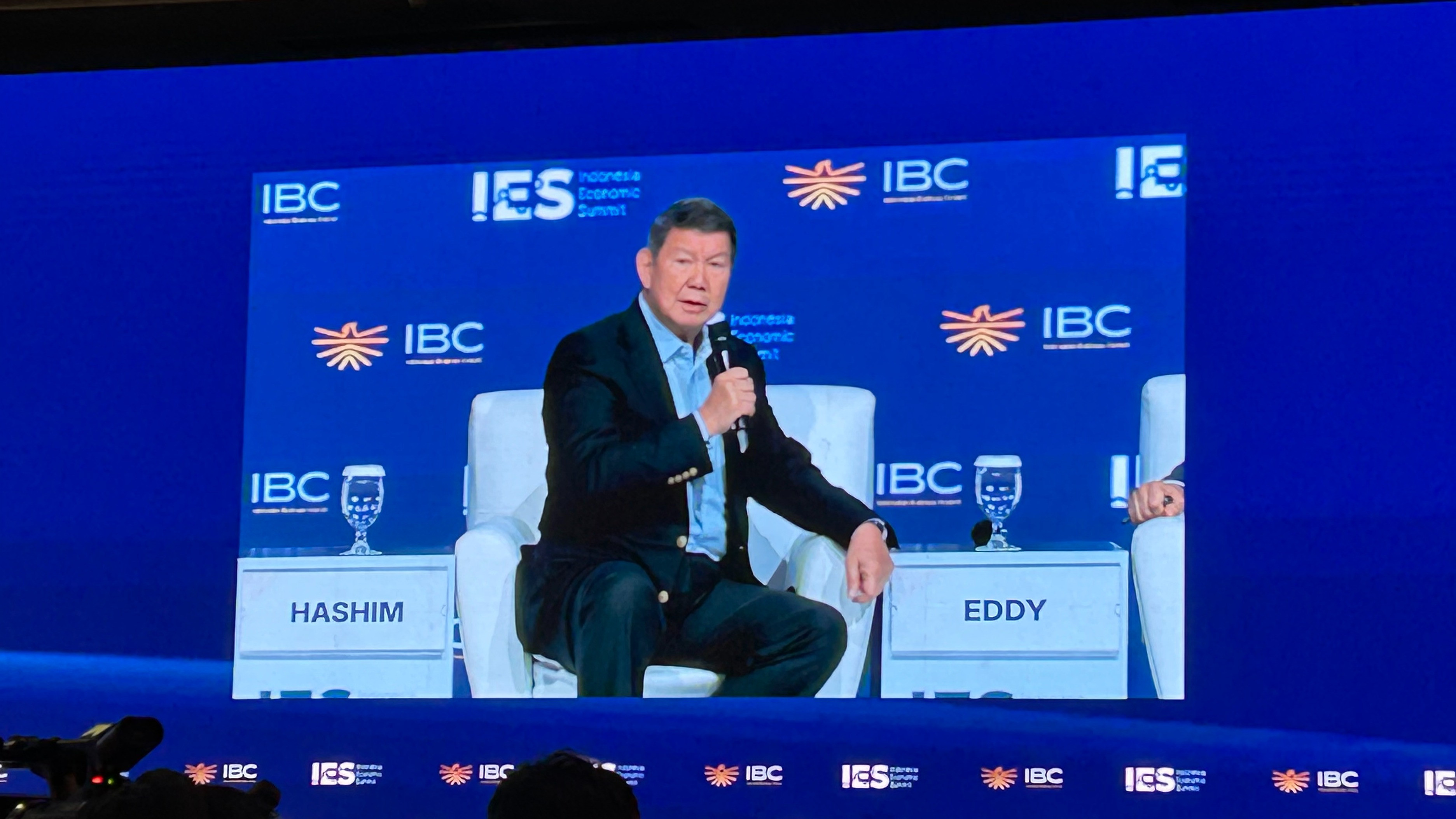 Prabowo Kembangkan Tenaga Nuklir hingga 7 Gigawatt, Investor Global Mulai Masuk
            - galeri foto