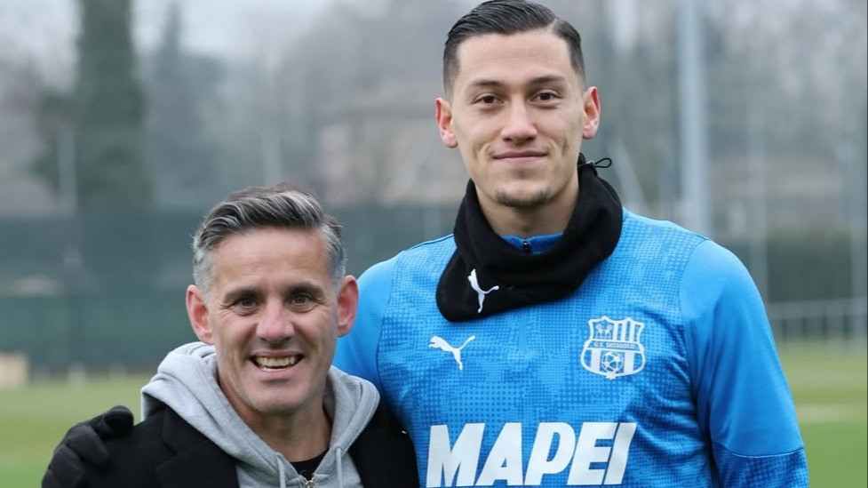 John Herdman Mulai Dekati 2 Pemain Top Dunia untuk Gabung Timnas Indonesia? Salah Satunya Bek Spanyol Keturunan Maluku
            - galeri foto