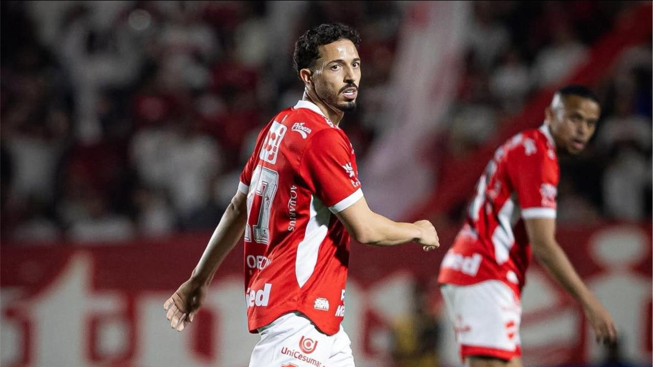 Top 3 Bola: 5 Calon Pemain Naturalisasi Timnas Indonesia, Persija Bidik Eks Rekan Messi, hingga Drama Ronaldo di Al Nassr
            - galeri foto