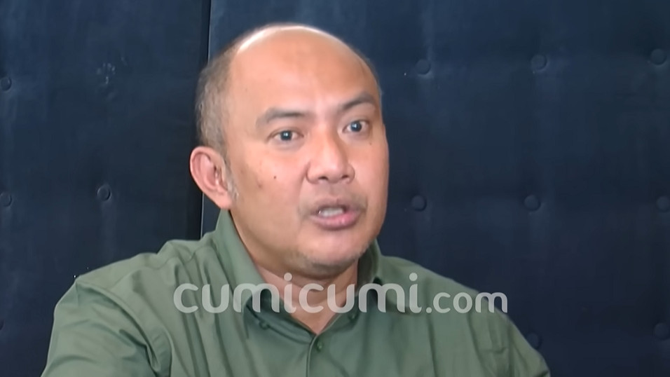 Tak Cukup Lewat Media Sosial, Klarifikasi Denada Disebut Belum Menyentuh Ikatan Batin Ibu dan Anak
            - galeri foto